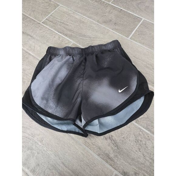 Women's Nike Dri Fit Tempo Running Shorts Black and Gray Size Small - Picture 1 of 6